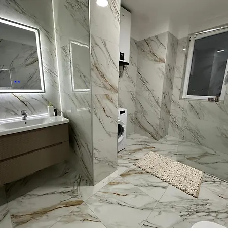 Lejlighed Royal - *